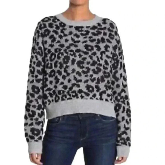 John & Jenn Leopard/ Cheetah Drop Shoulder Sweater Pullover - Picture 1 of 5